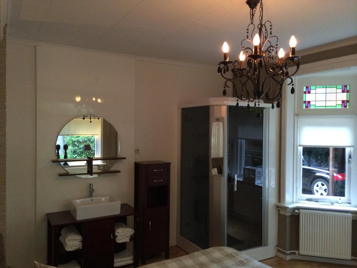 Bed And Breakfast "Kasteelzicht" Vaassen Room photo